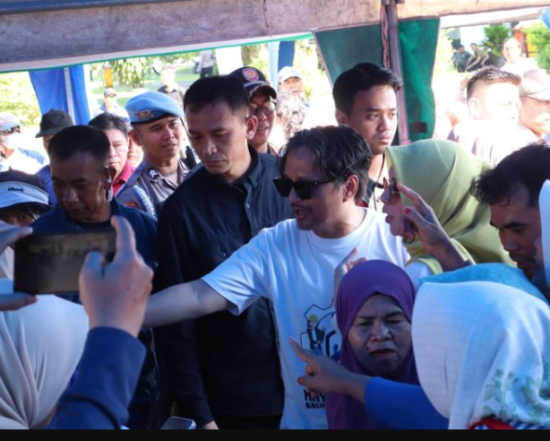 Peringatan Mayday 2025,di hadiri Wakil Gubernur Provinsi Kalsel Hasnuryadi Sulaiman (berkacamata hitam),Kamis (1/5/2025).(Poto :MC Kalsel)