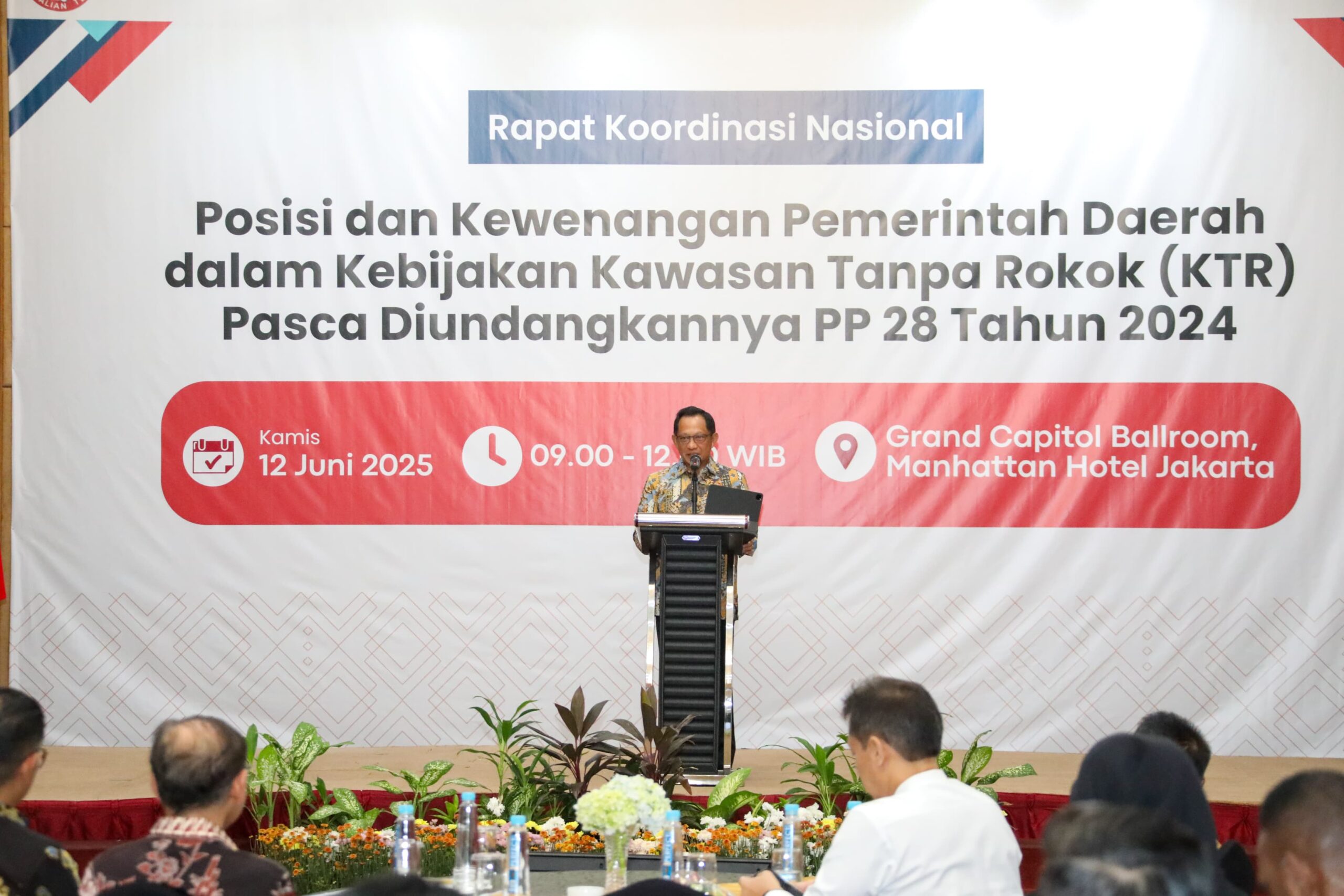 Menteri Dalam Negeri (Mendagri) Muhammad Tito Karnavian,pembicara kunci pada Rapat Koordinasi Nasional Posisi dan Kewenangan Pemerintah Daerah dalam Kebijakan KTR Pasca-Diundangkannya Peraturan Pemerintah Nomor 28 Tahun 2024 di Jakarta, Kamis (12/6/2025).(Foto Puspen Kemendagri.